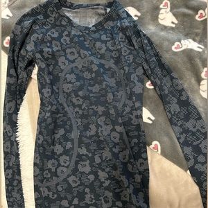 Lululemon long sleeve